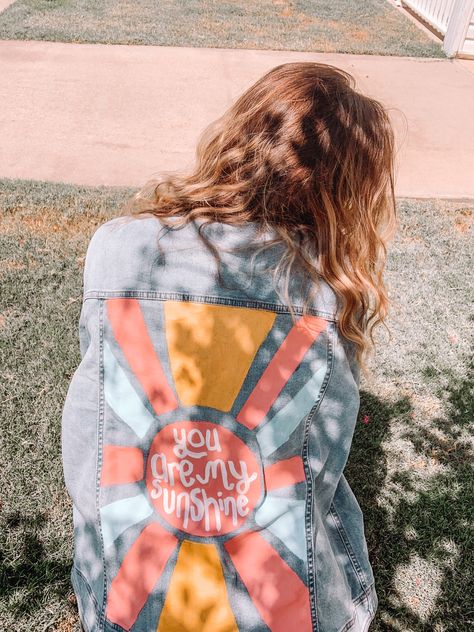 hand painted denim jacket #denimjacket #handpainted Painting Jacket Ideas, Painting Jean Jacket Ideas, Painting On Jeans Jacket, Painting A Denim Jacket, Jeans Jacket Diy Ideas, Painted Jean Jacket Ideas Easy, Denim Jacket Hand Painted, Painting A Jean Jacket, Handpainted Jean Jacket