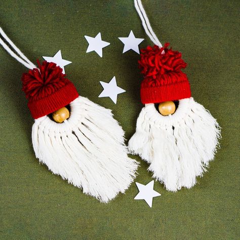 Diy Macrame Gnomes Tutorials, Macrame Gnome Ornaments Diy, Diy Gnomes Tutorials Free, Easy Macrame Gnomes, Macrame Christmas Gnomes, Macrame Santa Gnome, Gnome Macrame Ornaments, Diy Macrame Gnome, Macrame Gnome Ornament Diy