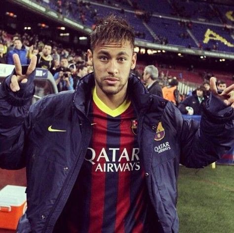 Neymar Hot, Neymar Barcelona, Cristino Ronaldo, Barcelona Futbol Club, Messi And Neymar, Neymar Football, Football Icon, Soccer Boys, Football Boys