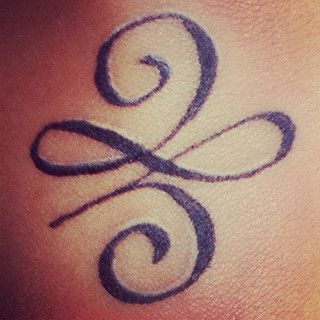 My new tattoo!! Symbol for "new beginnings" #tattoo #wristtattoo #wrist #zibu #symbols | by V_luvv New Beginning Symbol, Symbol For New Beginnings, Celtic Tattoo For Women, Friendship Symbol Tattoos, Zibu Symbols, New Beginning Tattoo, Love Symbol Tattoos, Henne Tattoo, Omerta Tattoo