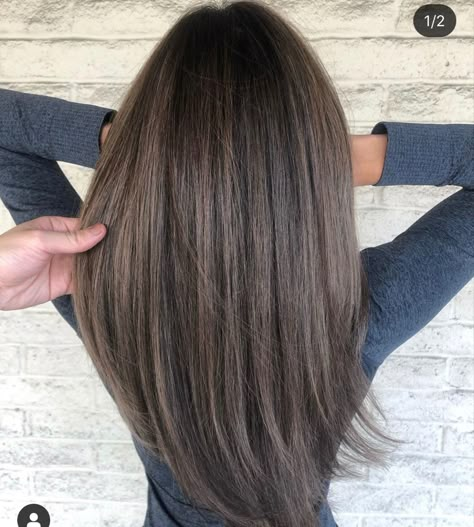 Straight Mushroom Brown Hair, Dark Mushroom Brown Hair Color, Mushroom Hair Color, Mushroom Brown Hair, Dark Brown Hair Balayage, Hair Color For Brown Skin, Balayage Straight Hair, Haircut 2023, Mushroom Hair