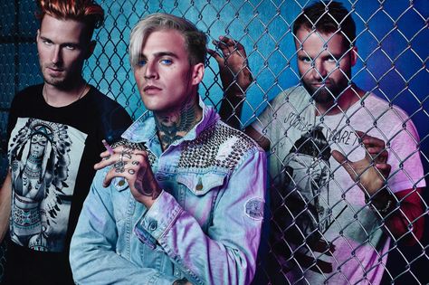 In honor of last night’s election clusterfuck, Highly Suspect has leaked a new song from their up coming album ‘ The Boy Who Died Wolf’.  The album is due out Nov. 18. I present t… Highly Suspect Johnny Stevens, Terrible Johnny, Johnny Stevens, Highly Suspect, Robin Jeans, Rock Groups, I Love Music, Hey Girl, Sound Of Music