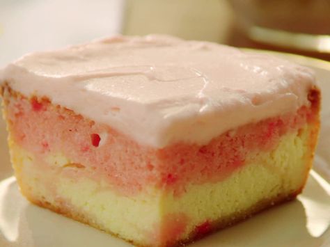 Strawberry Love Cake recipe from Valerie Bertinelli via Food Network Strawberry Love Cake, Valerie Bertinelli Recipes Food Network, Italian Love Cake, Love Cake Recipe, Valerie Bertinelli Recipes, Strawberry Love, Strawberry Cake Mix, Food Network Star, Torte Cupcake