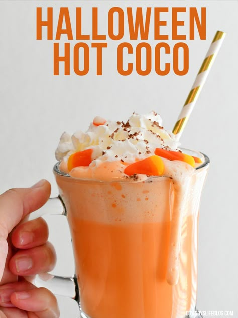 Halloween Hot Coco a fun and spooky treat! #halloween #hotcoco #halloweendrinks #holiday Candy Corn Hot Chocolate, Halloween Hot Chocolate, Halloween Feast, Hot Chocolate Ingredients, Chocolate Ingredients, Chocolate Halloween, Halloween Drinks Alcohol, Fall Drink, Halloween Dessert