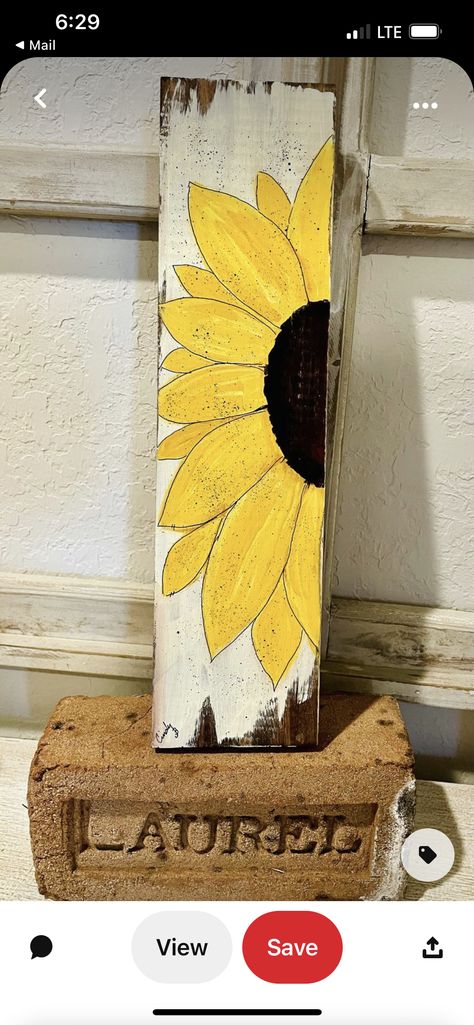 Wooden Plank Painting, Decorate Fence, Painted Gates, Sunflower Wreath Diy, Barn Wood Art, Barn Wood Crafts, Acrylic Painting Flowers, Reclaimed Wood Projects, Paint Wood