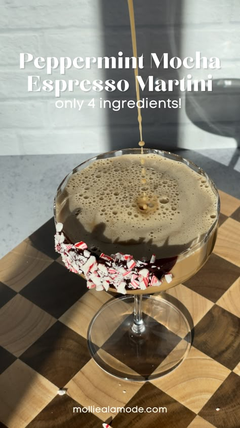 Christmas Cocktails: Peppermint Mocha Espresso Martini — Mollie À La Mode #espressomartini #cocktailrecipe #christmascocktail #holidaypartyideas #peppermintmocha #coffeedrinks Peppermint Mocha Espresso Martini, Christmas Cocktails Peppermint, Christmas Espresso Martini, Peppermint Espresso Martini, Christmas In A Cup, Peppermint Mocha Creamer, Mocha Creamer, Espresso Martini Recipe, Coffee Place