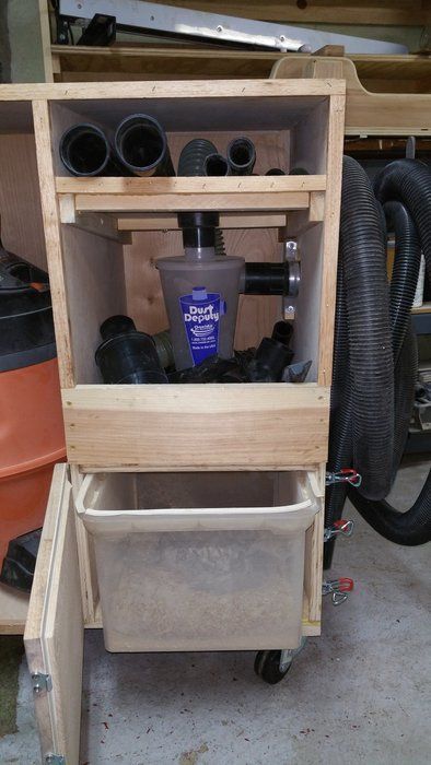 Dust Collector Cart Diy, Dust Deputy Cart, Small Shop Dust Collection, Diy Shop Vac Dust Collection System, Dust Deputy, Workshop Cabinets, Shop Vac Dust Collection Cuppler, Diy Easel, Shop Dust Collection