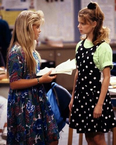 DJ and Kimmy Kimmy Gibbler, Full House Tv Show, Dj Tanner, Easy Diy Costumes, Fran Fine, Fuller House, Candace Cameron, House Clothes, Celebrity Design