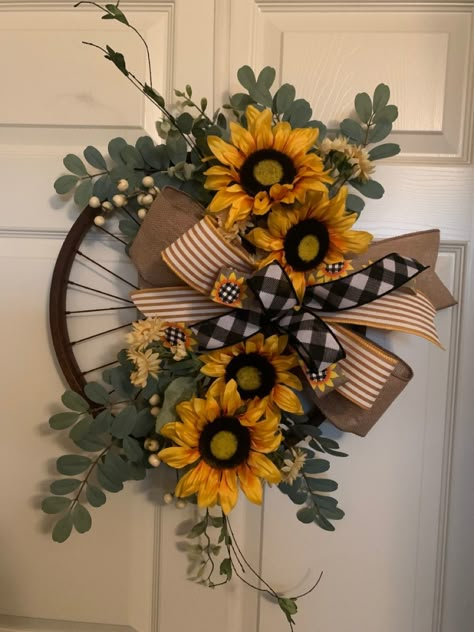 Bicycle Wheel Wreath, Wheel Wreath, Bicycle Wheel, Front Door, Sunflower, Wreath, Bicycle, Wheel, Ships