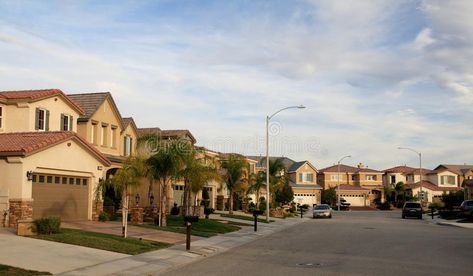 Sequence Style, Suburban Street, Urban Design Plan, Los Angeles Neighborhoods, Street Stock, Suburban House, California Homes, Family Lifestyle, Blue Skies