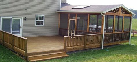 Mobile Home Deck, Manufactured Home Porch, Screened In Porch Diy, Mobile Home Exteriors, Ranch House Remodel, Mobile Home Renovations, Screened Porch Designs, Mobile Home Remodel, Patio Deck Designs