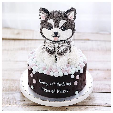 Ivenoven on Instagram: “Woofie woofie 😘😘” Husky Cake, Wolf Cake, Bear Cakes, First Birthday Cakes, Girl Cakes, Party Tableware, Themed Cakes, Baby Shower Themes, Kids Birthday Party