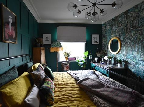 Maximalist, dark and moody green and yellow bedroom Green And Yellow Bedroom, Bedroom Maximalist, Blue Green Bedrooms, Maximalist Bedroom, Moody Green, Bedroom Eclectic, Home Decor Tips And Tricks, Decor Tips And Tricks, Moody Bedroom