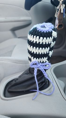 Updated Crochet Gear Shift Cover Pattern, Crochet Gear Shift Cover Free Pattern, Crochet Gear Shift Cover, Crochet Car Accessories, Crochet Base, Gear Shift Cover, Opposite Colors, Group Events, Gear Shift