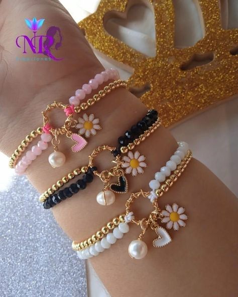 Popular Jewelry 2023, Ethnic Jewelry Indian, Ideas Para Pulseras, Pulseras Ideas, قلادات متدلية, Diy Beaded Jewelry, Braided Bracelet Diy, Beaded Necklace Diy, Diy Bracelet Designs