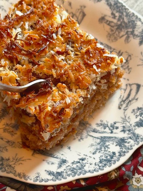 Oatmeal Cake | 12 Tomatoes Oatmeal Cake 12 Tomatoes, 12 Tomatoes Oatmeal Cake, Twelve Tomatoes, Yummy Bars, 12 Tomatoes Recipes, Oatmeal Cake, Dessert Cakes, Dessert Bar Recipe, Bakers Rack