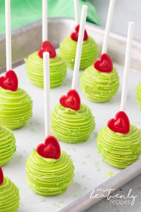 Grinch Cake Pops, Grinch Breakfast, Grinch Food, Christmas Catering, Melted Candy, Grinch Cake, Christmas Potluck, Grinch Movie, Santa Cake