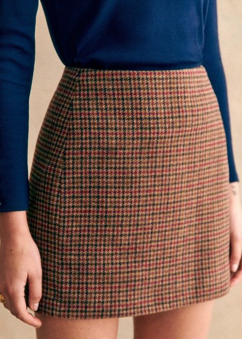 The Help Outfits, Sezane Skirts, Casual A-line Plaid Skirt, Skirt Office Outfit, Autumn Skirts, Sezane Skirt, Plaid Vintage Skirt, Sezane Naelle Skirt, Wool Skirt Outfit