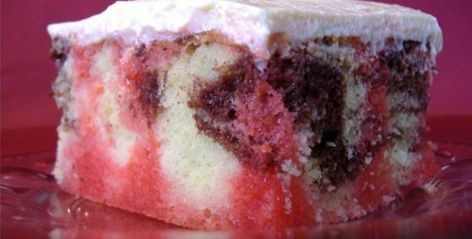 Neapolitan Refrigerator Sheet Cake Recipe - Genius Kitchen Refrigerator Cake, Sheet Cake Recipe, Jello Cake, Sheet Cake Recipes, Strawberry Chocolate, Carrot Cake Recipe, Cake Mix Recipes, Cool Birthday Cakes, Cake Cover