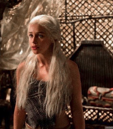 Danarys Targaryen, Daenerys Targaryen Icons, Daenerys Stormborn, Game Of Throne Daenerys, Got Game Of Thrones, Targaryen Aesthetic, Gra O Tron, Games Of Thrones, Iron Throne