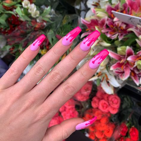 Hot Pink Drip Nails, Lip Drip Nails, Pink Drip Nail Design, Dripping Nails, Pink Drip Nails, Nail Drip Design Tutorial, Dripping Paint Nails, How To Do Drip Nail Art, Paint Drip Nails