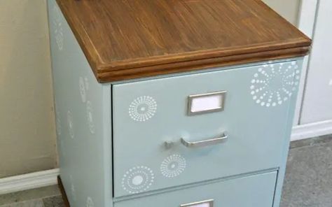 15 Upcycled Filing Cabinet Projects to Make and Sell Repurposed File Cabinet Ideas Metal, File Cabinet Redo, Painted File Cabinets, Projects To Make And Sell, File Cabinet Makeover, Small Business Trends, Office Storage Furniture, Drawer Filing Cabinet, Metal Filing Cabinet