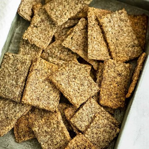 Mushroom Loaf, Hemp Hearts Recipes, Almond Flour Crackers, Hemp Seed Recipes, Lentil Mushroom, Flax Crackers, Make Almond Flour, Healthy Crackers, Daniel Plan