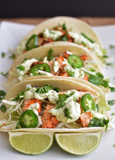 Taco Salmon, Avocado Crema Recipe, Tacos With Avocado, Crema Recipe, Lemon Juice Water, Pizza Tacos, Paprika Pepper, Salmon Tacos, Avocado Crema