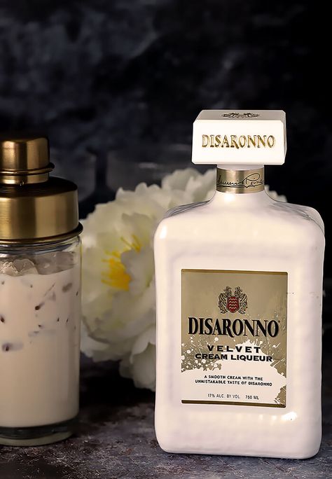 Disaronno Velvet Cream Liqueur Recipes, Dissarano Velvet Cocktail, Disaronno Velvet Drinks Recipes, Disarrono Velvet Cream Drinks, Amoretto Drinks, Disaronno Velvet Drinks, Disaronno Drinks, Amaretto Drinks Recipes, Amaretto Drinks