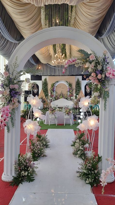 Tenda Nikahan, Background Pernikahan, Pelaminan Aesthetic, Dekorasi Wedding, Engagement Stage Decoration, Nikah Decor, Wedding Gate, Wedding Tools, Wedding Entrance Decor