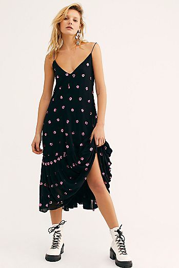 Milky Way Sequin Maxi Dress Black Flowy Maxi Dress, Dresses Sundresses, Sequin Design, Black Boho, Black Party Dresses, Midi Dress Black, Sequin Maxi Dress, Sequin Maxi, Boho Vintage