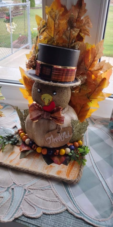 Diy Turkey Decor, Thanksgiving Display Ideas, Dollar Tree Turkey, Diy Turkey Crafts, Turkey Diy Crafts, Pumpkin Craft Ideas, November Decor, Thanksgiving Decor Diy, Autumn Craft Ideas