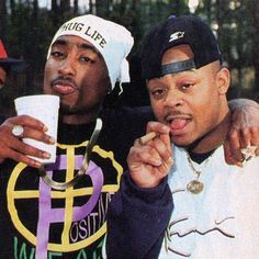 2Pac & MC Breed a 2Pac & MC Breed ahh all the memories..music is like perfume takes you right back in time!! 2pac Makaveli, Omar Epps, Tupac Makaveli, Tupac Wallpaper, 90s Rappers, Tupac Pictures, Foto Top, Real Hip Hop, Hip Hop And R&b