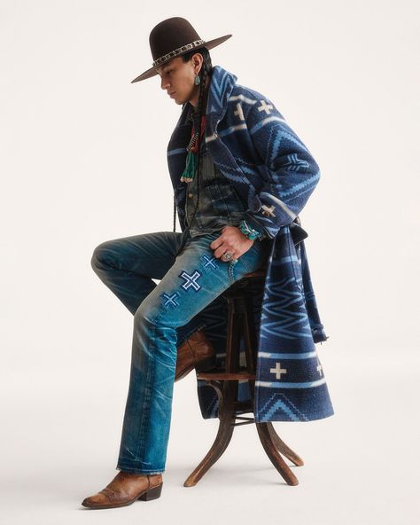 Polo Ralph Lauren And Ms Naiomi Glasses Celebrate Rodeo Culture And Navajo Weaving Traditions | The Journal | MR PORTER Ralph Lauren Vintage Ads, Ralph Lauren Men Outfits, American Fashion Men, Mens Western Wear, Cowboy Chic, Navajo Weaving, Artist In Residence, Museum Fashion, Ralph Lauren Menswear