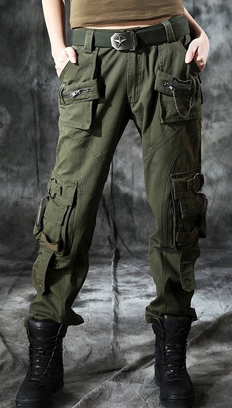 Biker Outfit Ideas, Combat Outfit Female, Atv Outfit, Camouflage Aesthetic, Marvel Fan Fiction, Female Adventurer, Combat Outfit, Camouflage Outfit, Military Cargo Pants