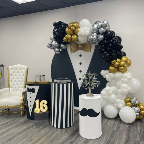 Fathers Day Party Ideas Decoration, Father’s Day Backdrop, Fathers Day Backdrop Ideas, Fathers Day Decorations Party, Cake Design For Men, Chiara Arch, Chiara Backdrop, Happy Birthday Man, Balloon Kits