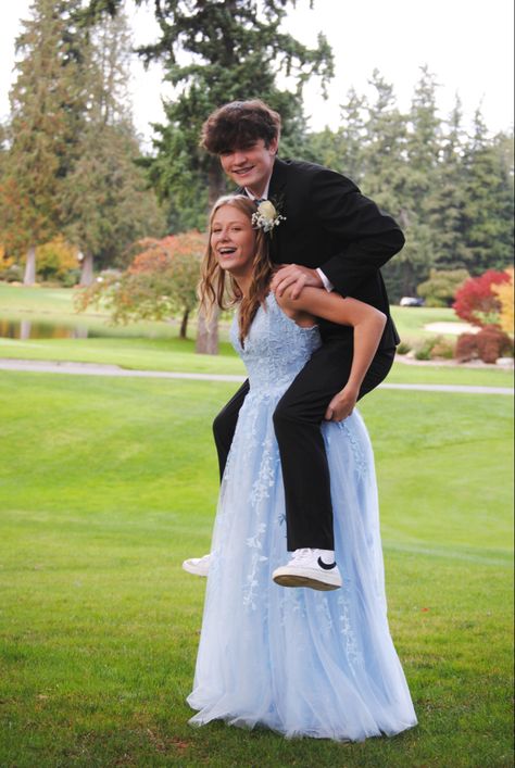 Brother Sister Prom Pictures Sibling Poses, 2023 Prom Pictures, Brother And Sister Prom Pictures, Prom Couple Pics Photo Ideas, Hoco Date Pictures Kissing, Brother Sister Prom Pictures, Brother And Sister Hoco Pics, Prom Grand March Ideas Poses, Sibling Prom Pictures