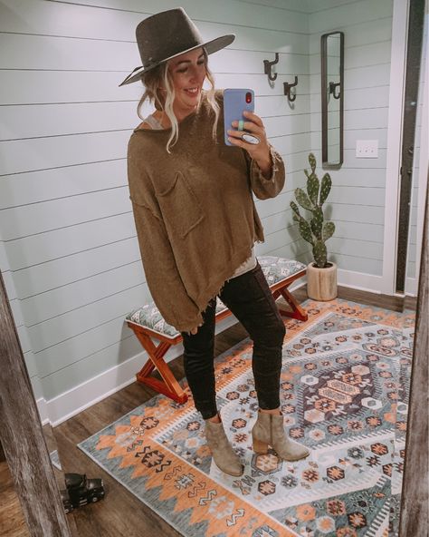 Shop Wren Flat Brim Telescope Crown Hat … and other curated products on LTK, the easiest way to shop everything from your favorite influencers. Flat Brim Hat Outfit, Hat Outfit Winter, Brim Hat Outfit, Envy Clothing, Flat Brim Hat, Crown Hat, Wren, Outfits With Hats, Get Dressed