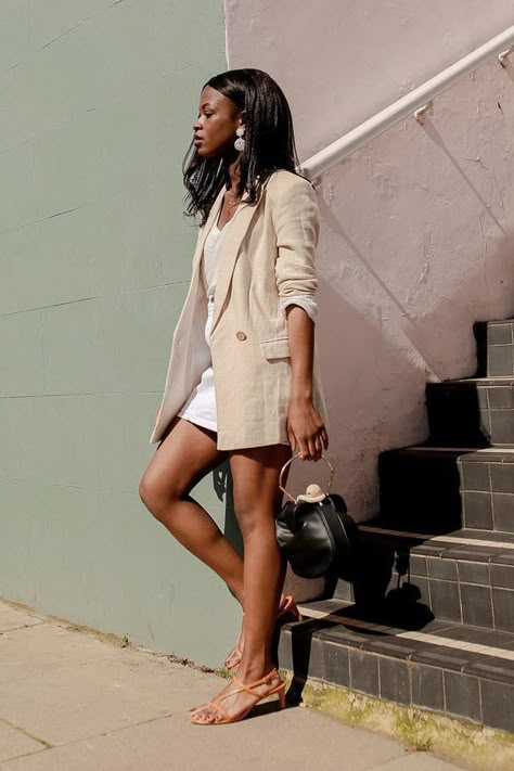 Linen Jacket Outfit, Linen Blazer Outfit Women, Linen Blazer Outfit, Blazer Outfits For Women, Look Formal, Beige Blazer, Blazer Beige, Blazer Outfit, Blazer And Shorts