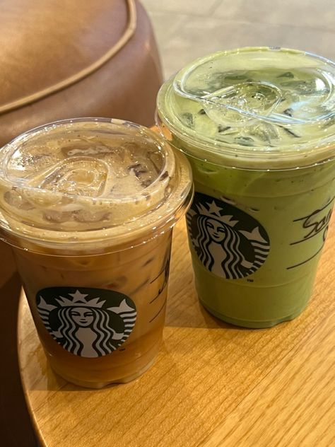 Matcha Starbucks, Matcha Coffee, Coffee Summer, Starbucks Matcha, Frappuccino Inspired Recipes, Frappuccino Recipe, Americano Coffee, Matcha Drink, Pretty Coffee