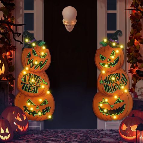 LED String Light Reflective Trick or Treat Pumpkin Lawn Sign for Halloween Party Garden Lawn Yard Outdoor Decor Halloween Yard Signs, Glow Halloween, Trick Or Treat Pumpkin, Halloween Lawn, Graduation Yard Signs, Pumpkin Garden, Haunted House Decorations, Halloween Garden, Outdoor Party Decorations