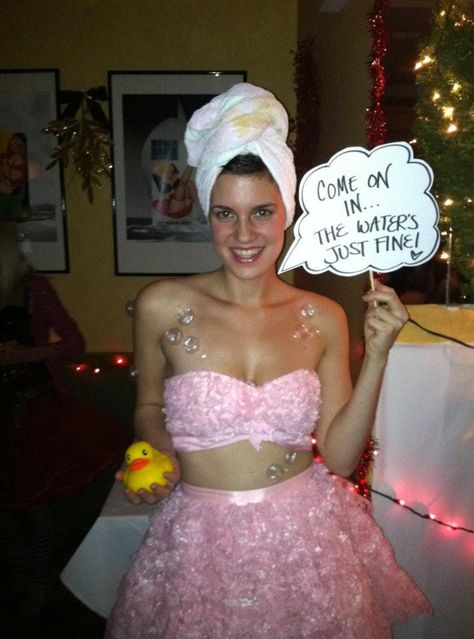 Bubble bath costume haha interesting Bubble Bath Halloween Costume, Bubble Bath Costume, Bubble Costume, Bath Dress, 2024 Halloween, Halloween 2013, Balloon Pop, Party Inspo, Dress Up Costumes