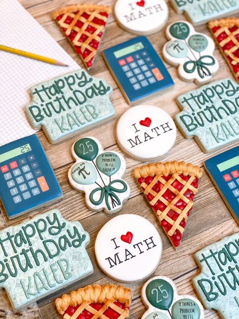 Math Teacher Retirement Party Ideas, Math Party Decorations, Pi Day Cookies, Math Cookies Decorated, Math Themed Party, Math Themed Birthday Party, Math Birthday Party, Math Cookies, Math Party