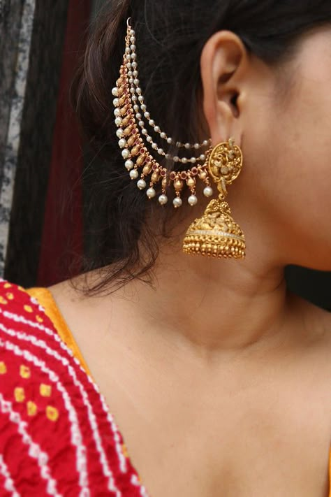 Ear Chain Designs, Buta Design, South Jewellery, Temple Jewellery Earrings, Engagement Look, Back Chain, Gold Jewels Design, Ear Chain, Types Of Earrings