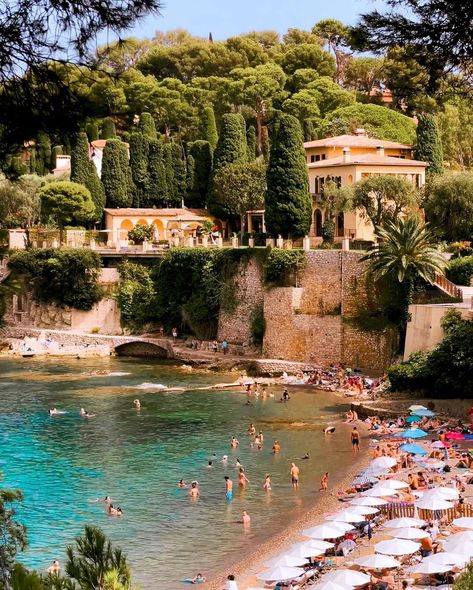 Waiting for summer ☀️ Locations: 📍Paloma Beach 📍Cap de Nice 📍Gorges du Verdon 📍Saint-Paul-de-Vence 📍Èze… | Instagram Paloma Beach, Spain Beach, Mediterranean Vibes, Spain Summer, Summer Destinations, European Destinations, The French Riviera, Beach Landscape, Destinations Travel