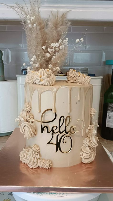 40th Birthday Cakes Women, Birthday Cakes Women, Disco Birthday, Disco Birthday Party, Tall Cakes, Bff Birthday, 40th Birthday Cakes, Birthday Cakes For Women, Cake Inspo