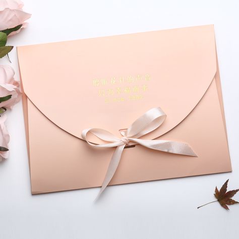 Simple and elegant Scarf Packaging, Envelope Wedding, Paper Folder, Desain Editorial, Clothing Packaging, Champagne Pink, Fashion Packaging, Purple Wedding Invitations, Box Packaging Design