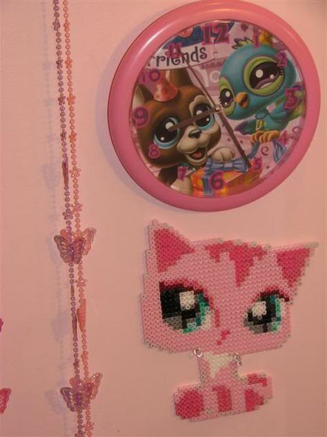 Grayson Projects, Perler Bead Crafts, Lps Popular, Lps Toys, Lps Pets, Lps Littlest Pet Shop, Hama Bead, Pixel Art Pattern, Perler Beads Designs