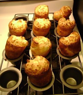 martha stewart popovers Martha Stewart Popovers, Popovers Recipes Martha Stewart, Popovers Recipes Easy, Popovers Recipes, Pop Overs, Easy Popovers, Popover Recipe, Popover Pan, Biscuits Recipes