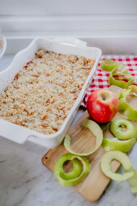 Butterscotch Apple Crisp Recipe, Apple Crisp With Butterscotch Pudding, Butterscotch Apple Crisp, Apple Cake With Butterscotch Chips, Butterscotch Desserts, Pumpkin Butterscotch, Butterscotch Pudding, Autumnal Equinox, Instant Oatmeal